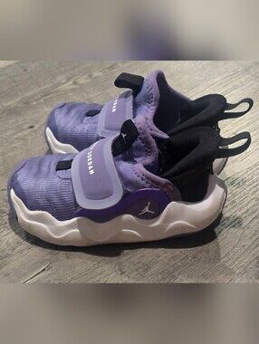 23Seven Jordans